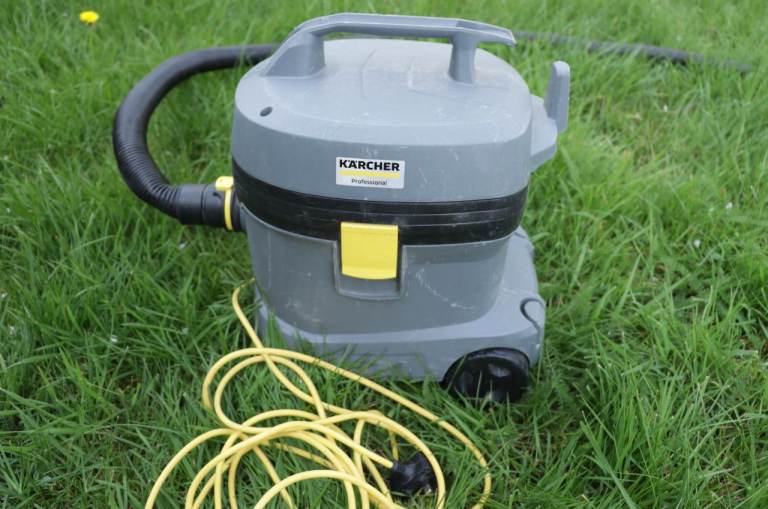 Karcher T11 1 Classic vacuum cleaner