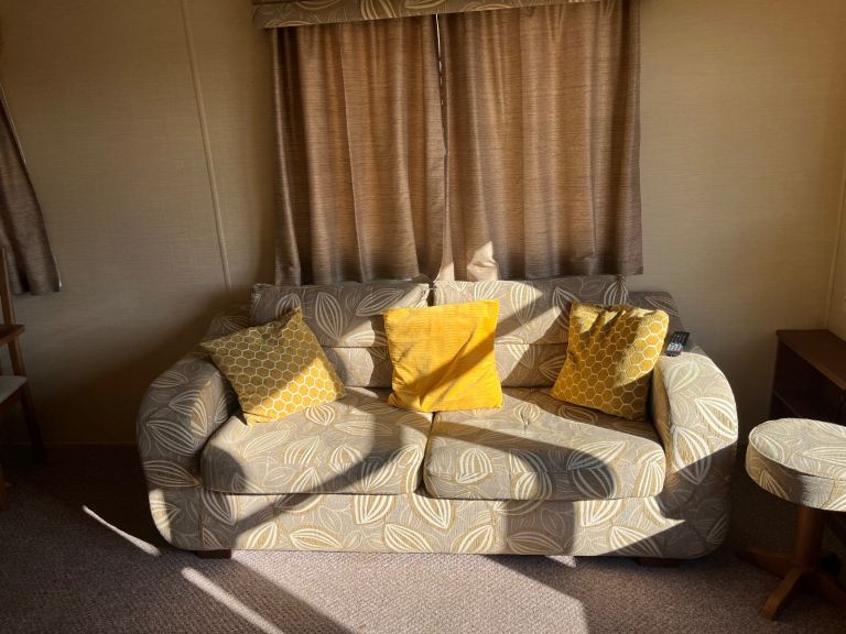 Willerby Salisbury 2 bedroom static 2010