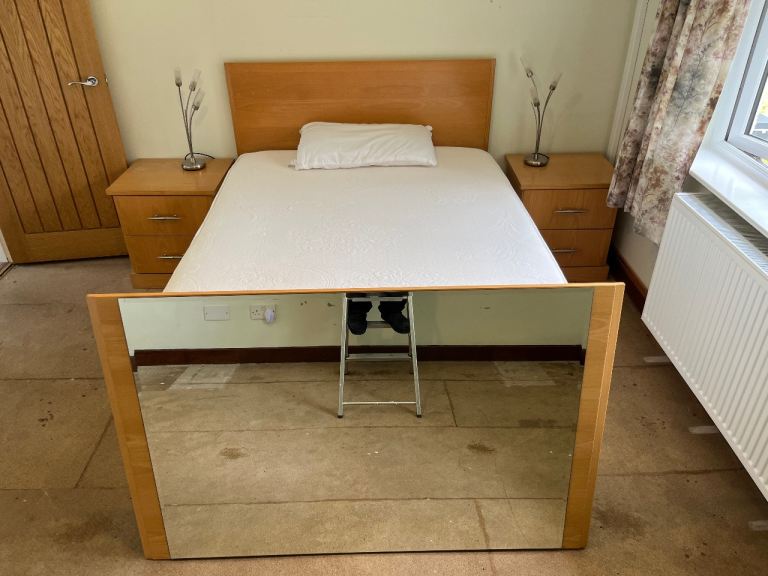 Bedroom set