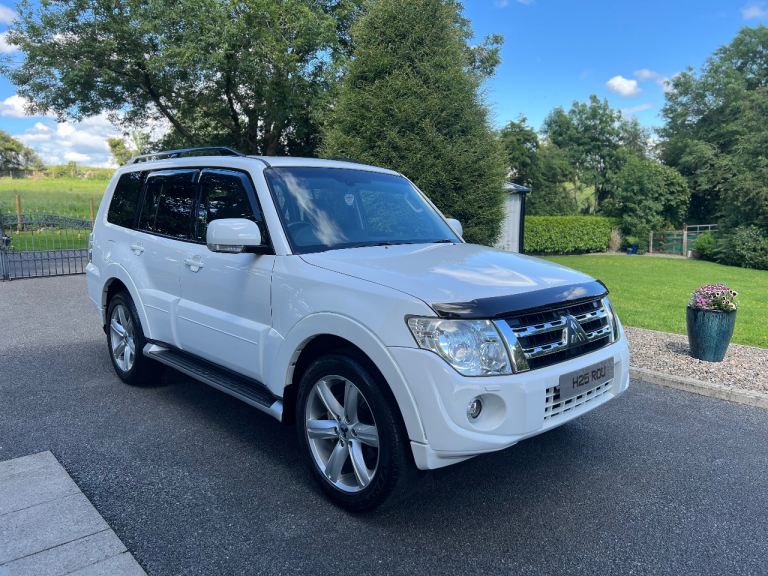 2013 Mitsubishi shogun DI-DC 3.2 SG4 diamond 