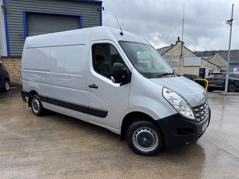 Renault Master 2.3 DCI MM33 100 MWB VAN WOW JUST 59,000 MILES NO VAT SUPERB!