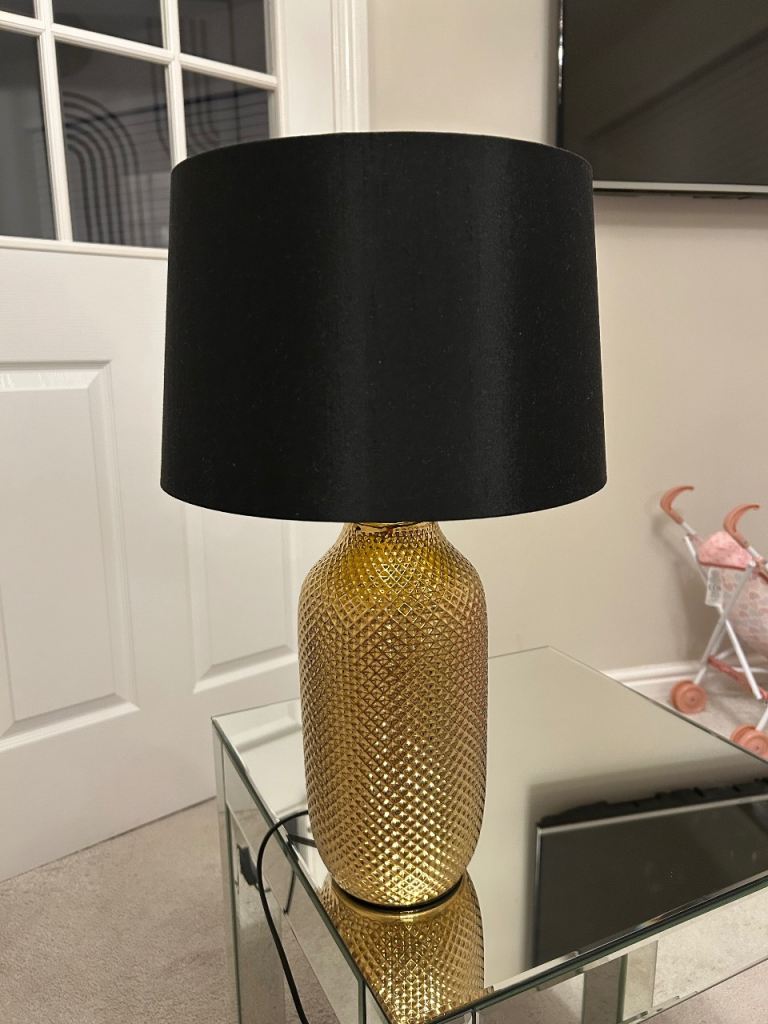 Gold Ceramic Table Lamp with Black Shade – Good Condition