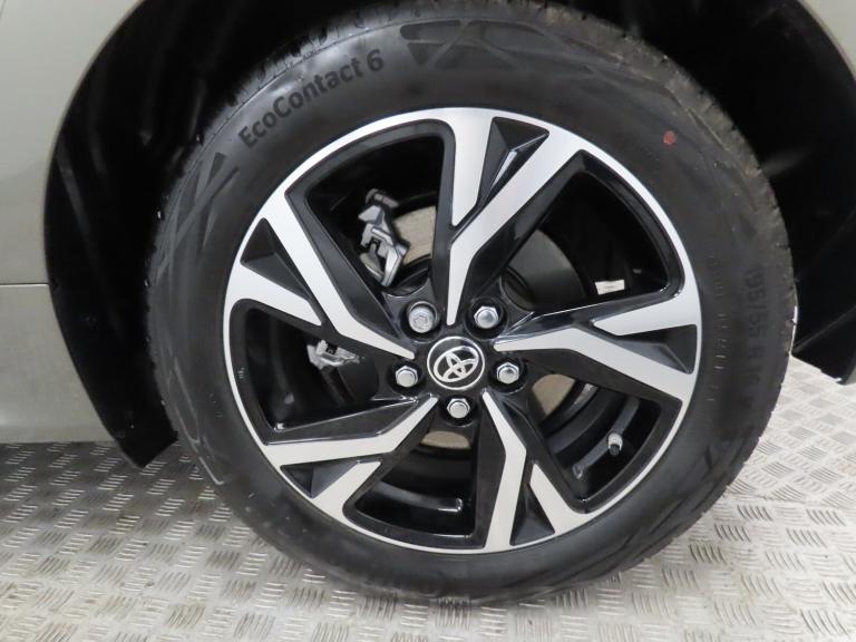 2025 Toyota Yaris 1.5 Hybrid Design 5dr CVT Hatchback Hybrid Automatic