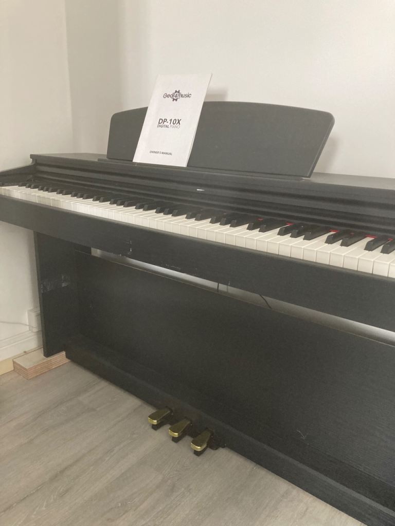 Gear4music DP-10X Digital Piano - Black, Good Condition