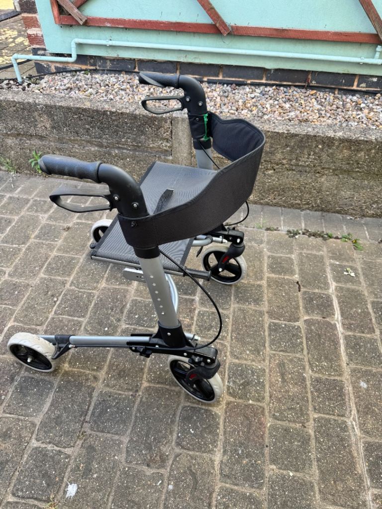 Roma Super Deluxe City Walker Premium Rollator Four Wheeled