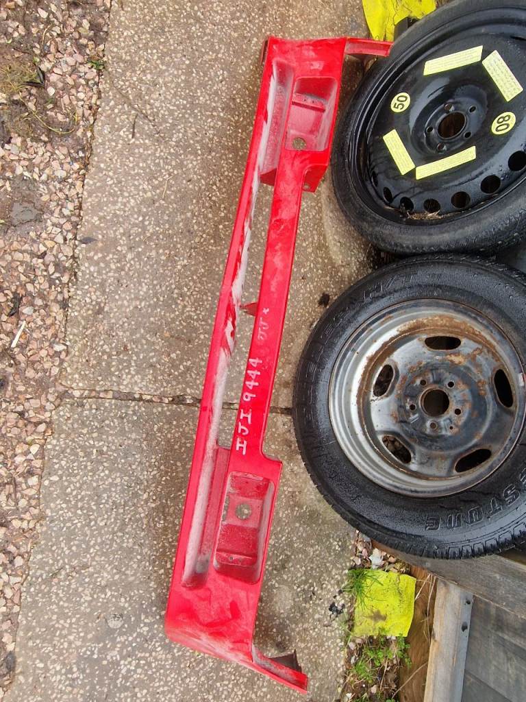 Porsche 944 turbo front valance 