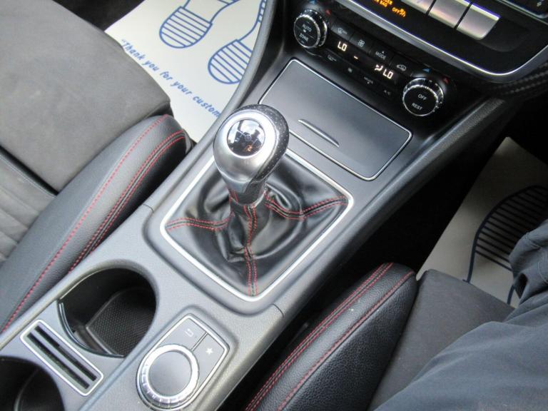 2017 Mercedes-Benz A-Class 2.1 A200d AMG Line Euro 6 (s/s) 5dr HATCHBACK Diesel Manual