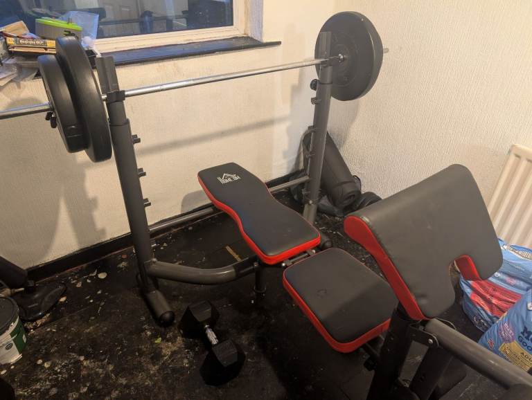 Bench press with weights