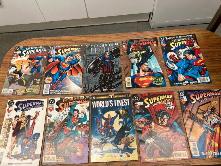 JOB LOT COMIC BOOKS 1990`S SUPERMAN VINTAGE X 20 BOOKLETS