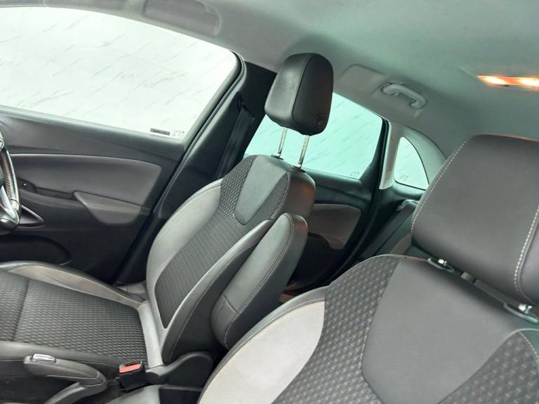 2018 Vauxhall Crossland X 1.2 Elite SUV 5dr Petrol Manual Euro 6 (81 ps) HATCHBACK Petrol Manual