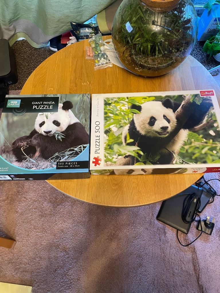 2x 500 piece panda jigsaw puzzles. Complete and VGC
