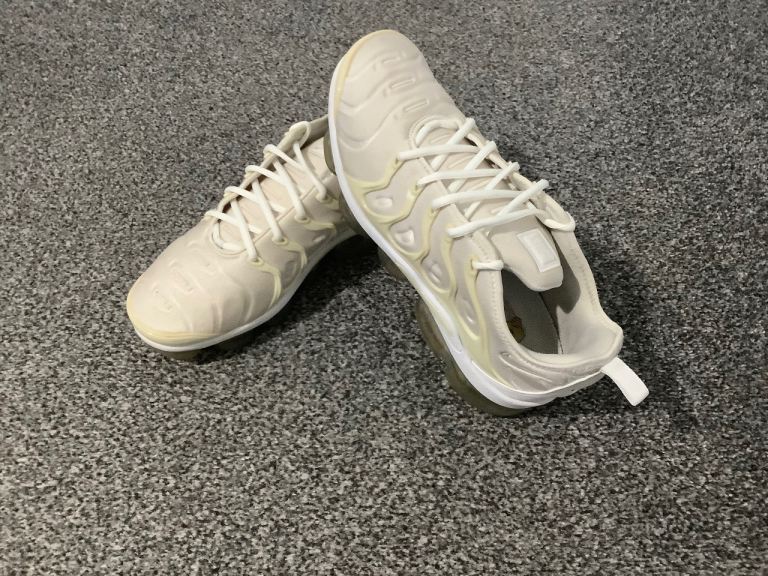 ✅ LIKE NEW MENS NIKE AIR VAPORMAX PLUS TRAINERS VM UK 9 