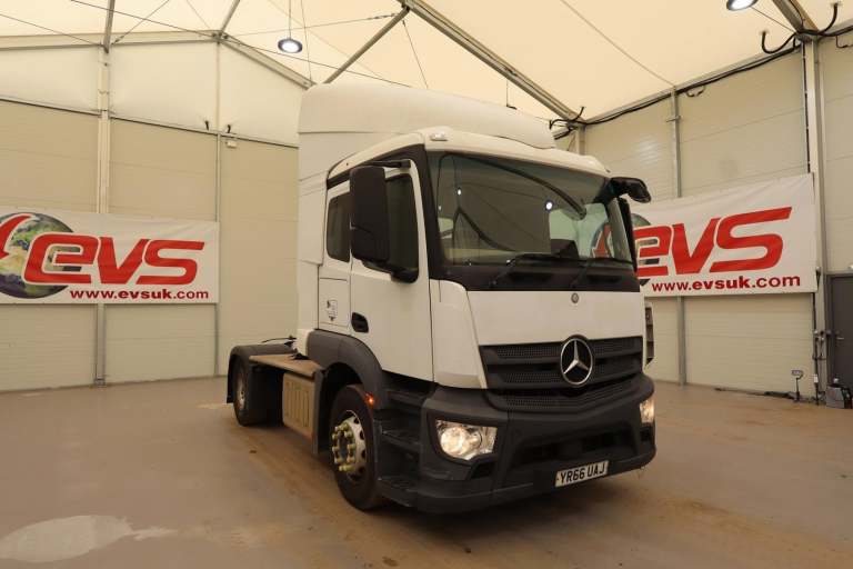 2016 (66 PLATE) Mercedes Benz Actros 1840      4x2 Euro 6 Tractor Units