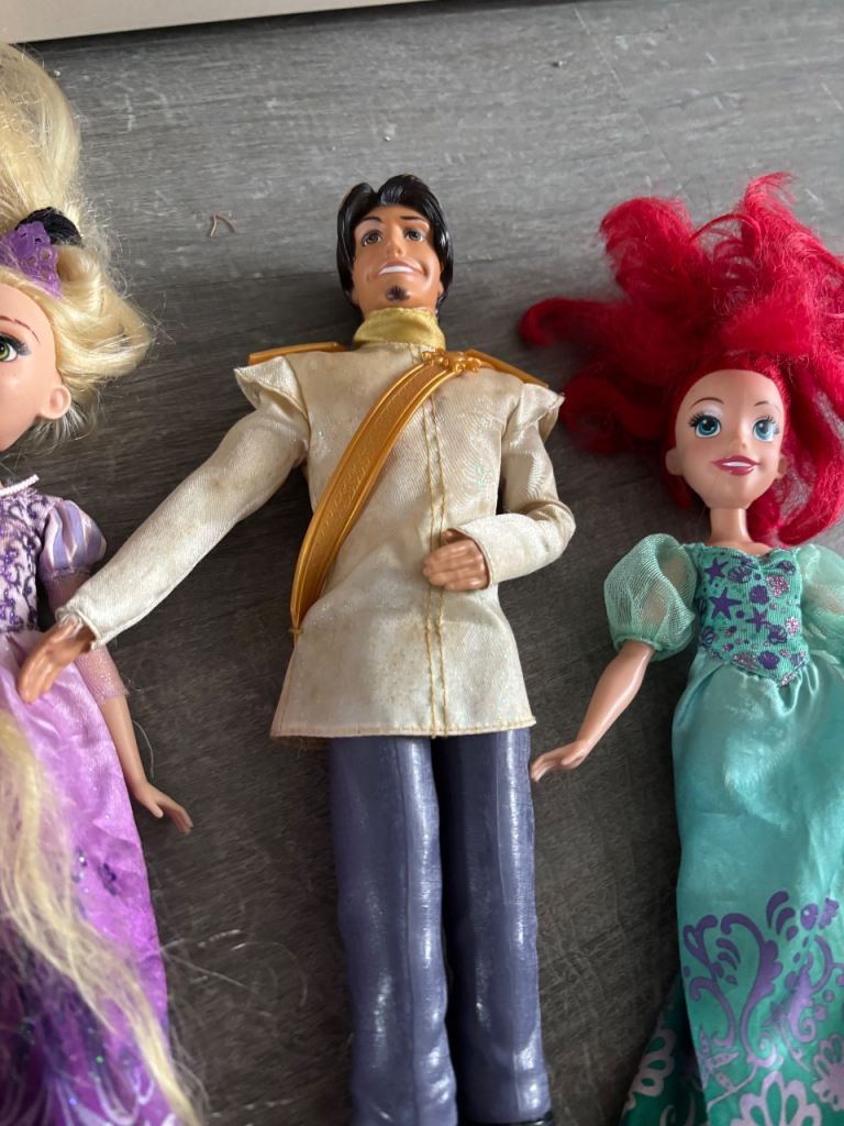 Disney dolls  
