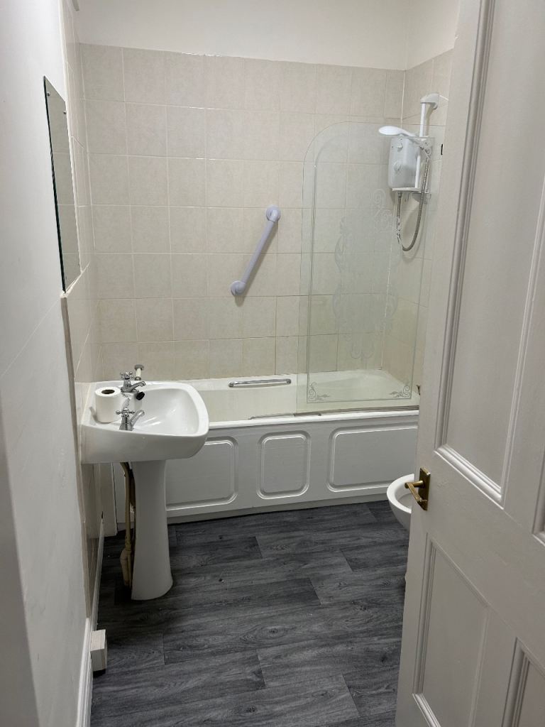 1 bedroom flat Perth £540 pm 
