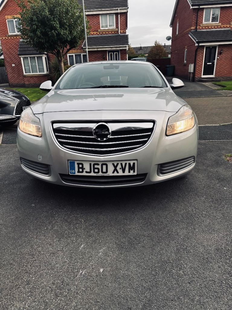 Vauxhall, INSIGNIA, Hatchback, 2011, Manual, 1956 (cc), 5 doors