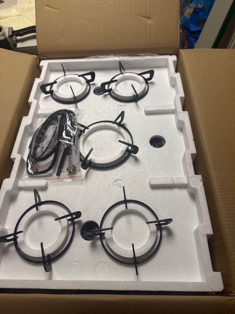 GAS HOB STAINLESS STEEL 75CM