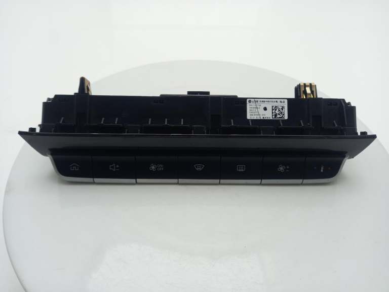 Mg Zs A/C Heater Control Panel 2016-2024 11071799