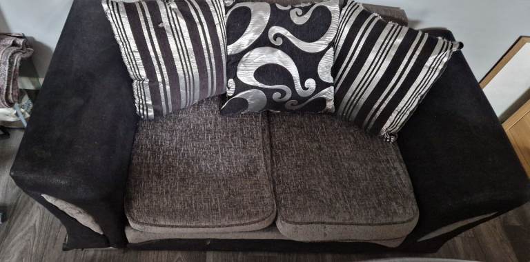 3 n 2 seater sofa with cushions 