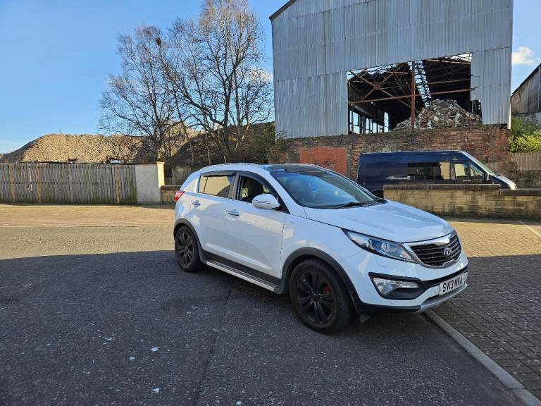 Kia, SPORTAGE, Estate, 2013, Manual, 1995 (cc), 5 doors