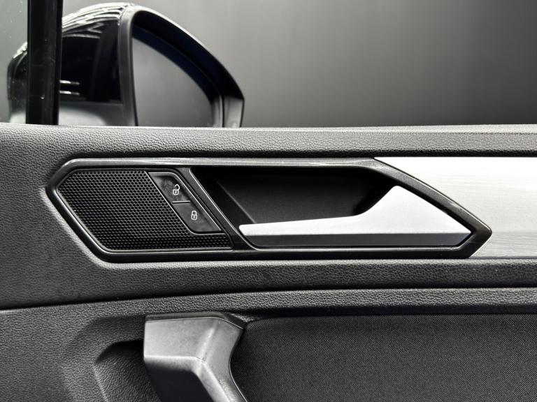 2016 Volkswagen Tiguan 2.0 TDi 150 SE Nav 5dr ESTATE DIESEL Manual