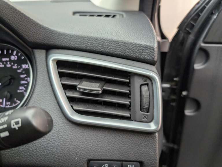 2021 Nissan Qashqai 1.3 DIG-T N-Motion SUV 5dr Petrol Manual Euro 6 (s/s) (140 ps) HILL START A H...