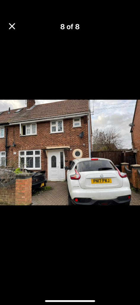 Full house or rooms to let slough 