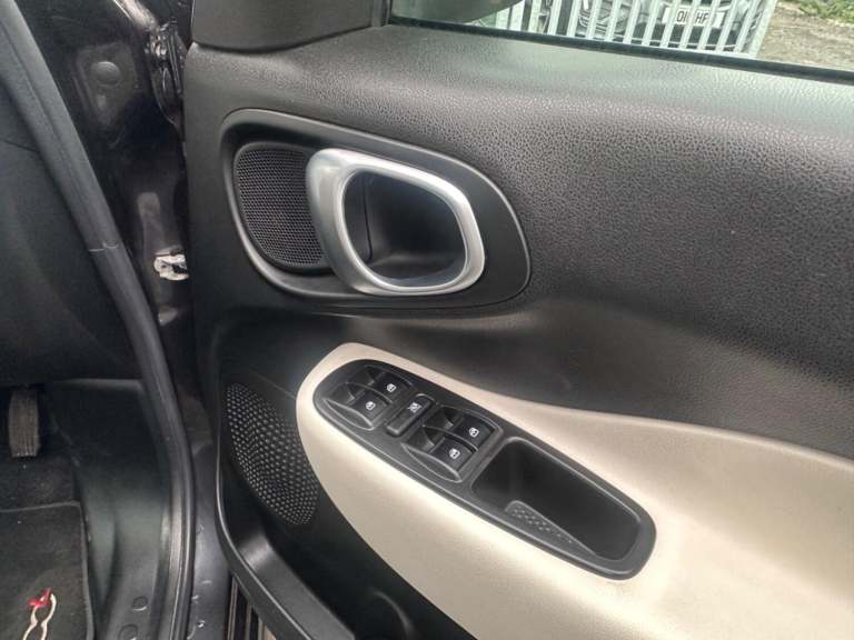 FIAT 500L 1.4 500l Trekking 1.4 95hp Trekking 2015