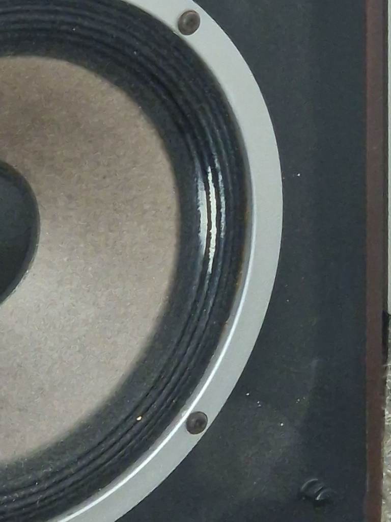 Toshiba speakers 