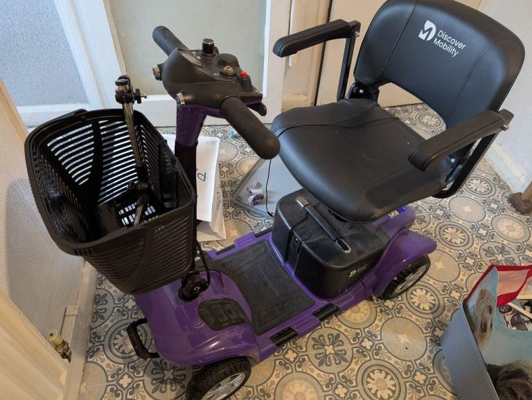 Discover Mobility Scooter – Purple, Good Condition