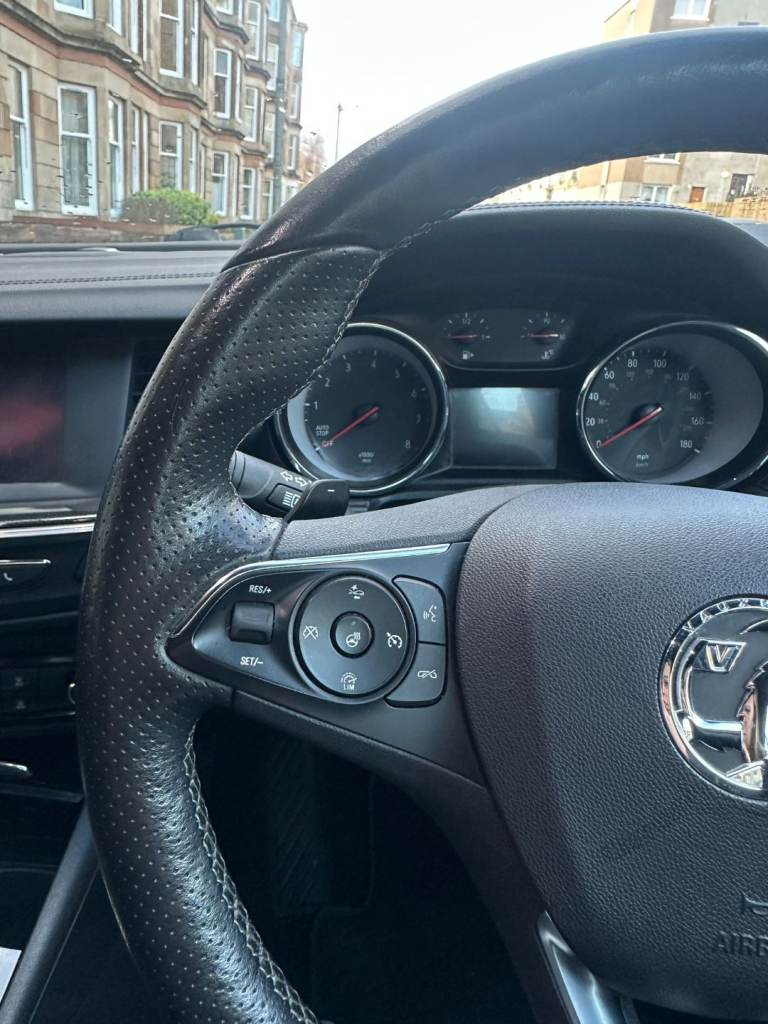 Vauxhall Insignia 1.5T SRi VX-Line Nav 5dr