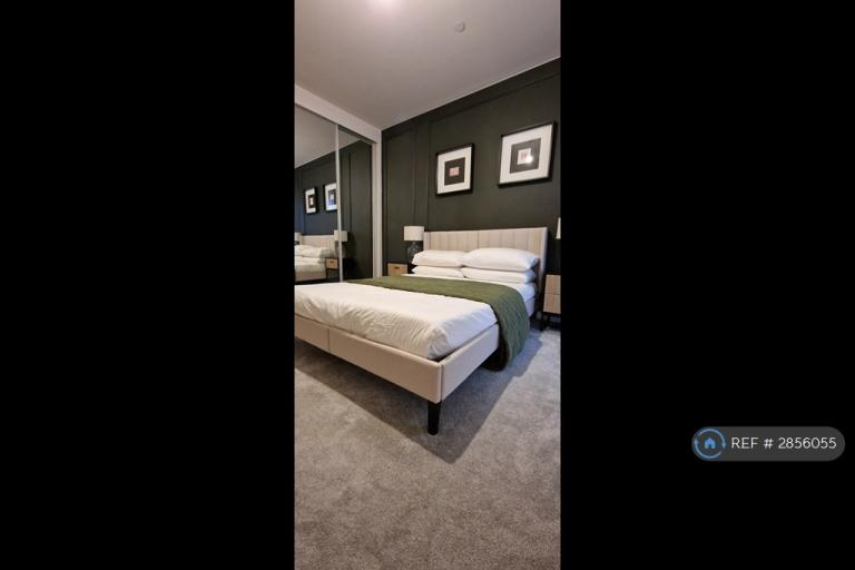 1 bedroom flat in Gardener House, London, SE3 (1 bed) (#2856055)