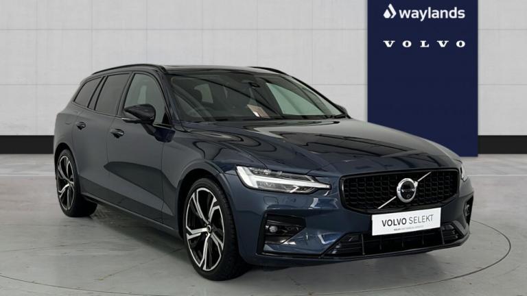 2025 Volvo V60 Ultra, B4 Mild hybrid, Petrol, Dark Estate Petrol Automatic