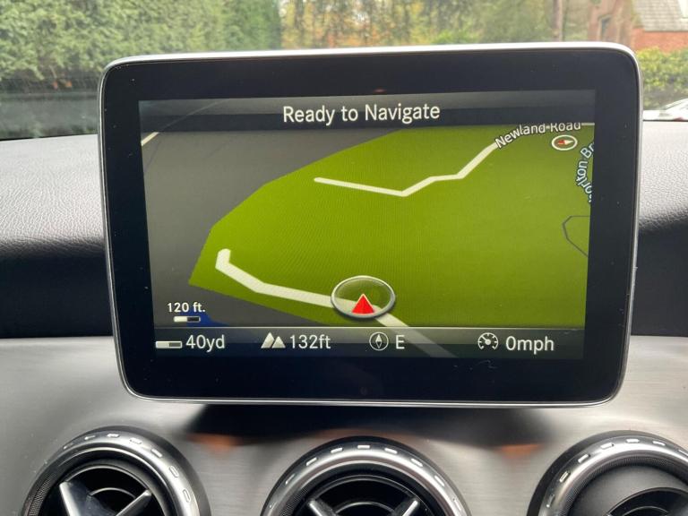 2015 Mercedes-Benz GLA 2.1 GLA220d AMG Line 7G-DCT 4MATIC Euro 6 (s/s) 5dr ESTATE Diesel Automatic