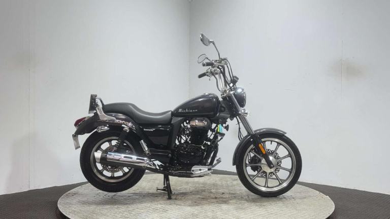 Lexmoto Michigan 2019 ONLY 53 MILES GREAT CONDITION CRUISER 125CC BIKE LEARNER