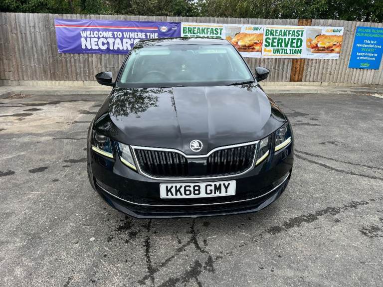 Skoda, OCTAVIA, Hatchback, 2019, Semi-Auto, 1968 (cc), 5 doors
