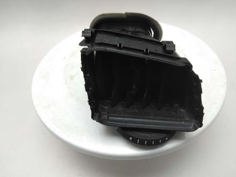 Volkswagen Golf Interior Dashboard Air Vent 2013-2020 5g2819703