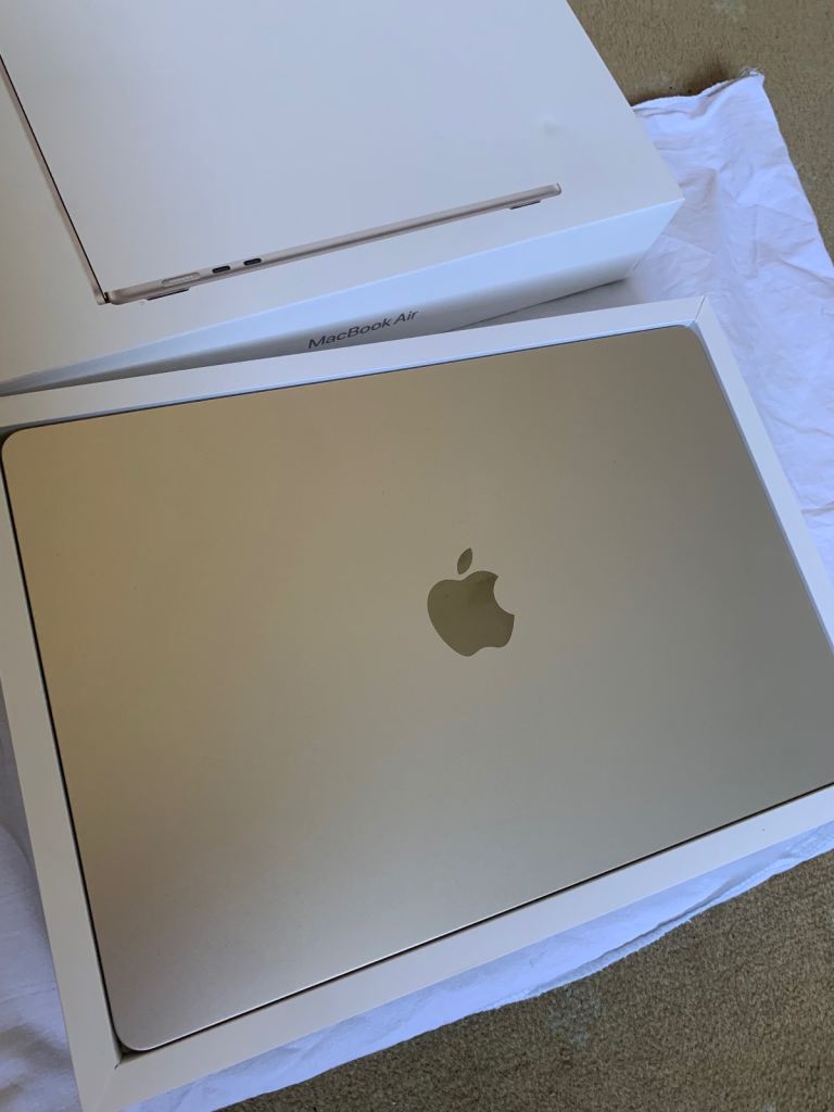 MacBook Air (M4 2025 Model) 