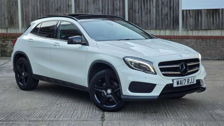 2017 Mercedes-Benz GLA 2.1 GLA220d AMG Line (Premium Plus) 7G-DCT 4MATIC Euro 6 (s/s) 5dr SUV Die...