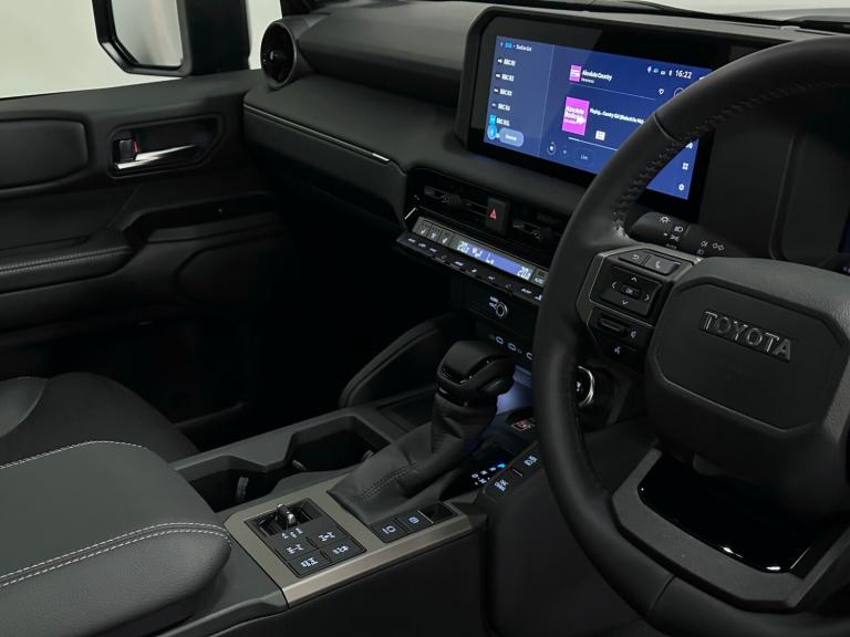 2025 Toyota Land Cruiser Invincible 2.8 D-4D Auto (LWB) ( 204 bhp ) Station Wagon Diesel Automatic