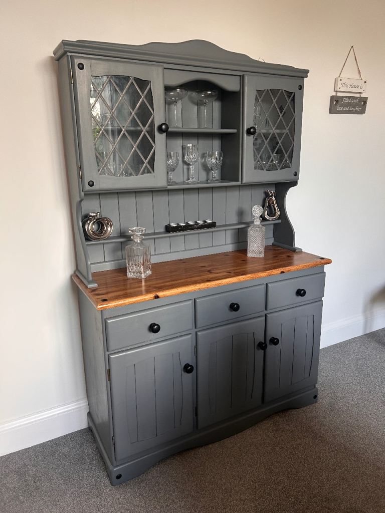 Painted welsh dresser | Furniture & Homeware for Sale | Gumtree