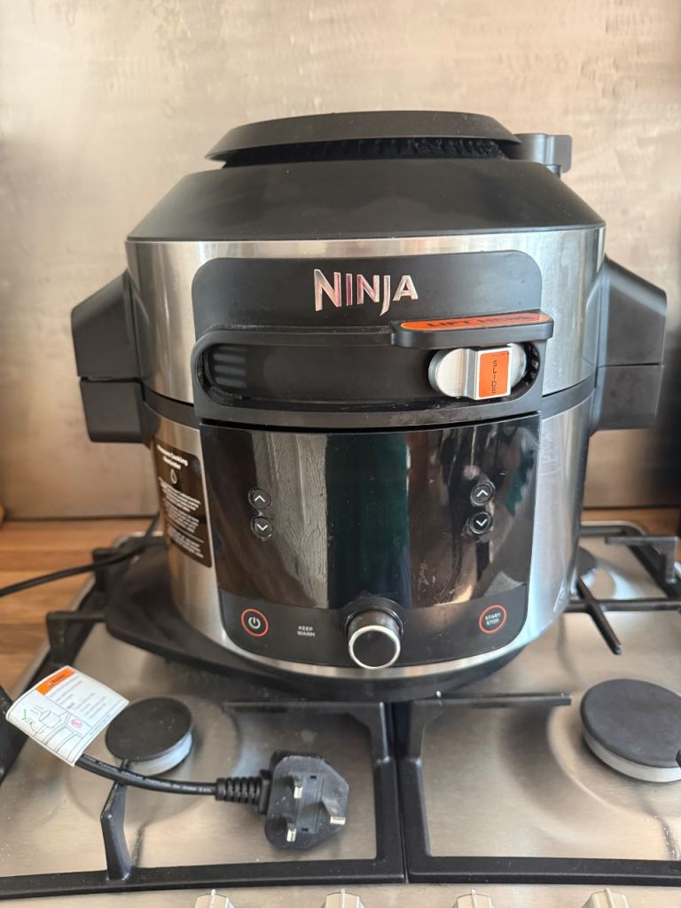 Ninja Foodi OL550UK Multi-Cooker - Good Condition