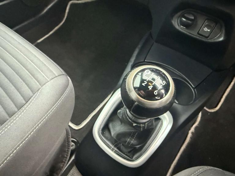 2017 Toyota Yaris 1.5 VVT-i Icon 5dr HATCHBACK PETROL Manual