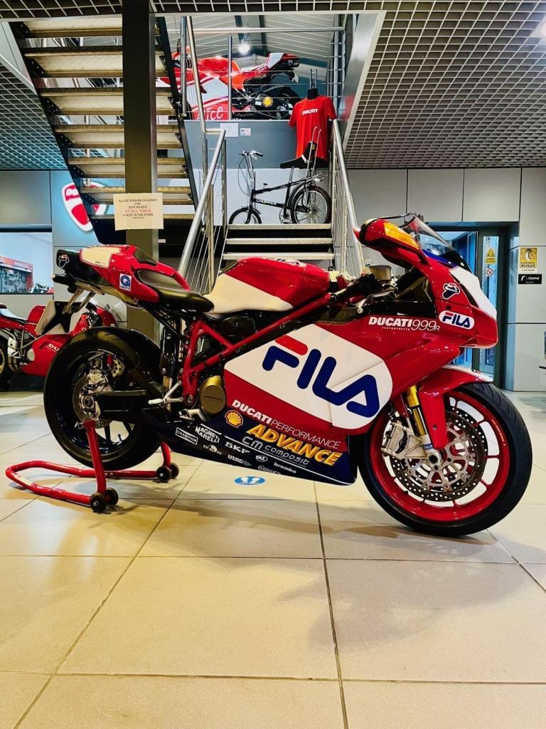 DUCATI 999R FILA LIMITED EDITION NO.193/200 - COLLECTORS PIECE - VERY LOW MILES