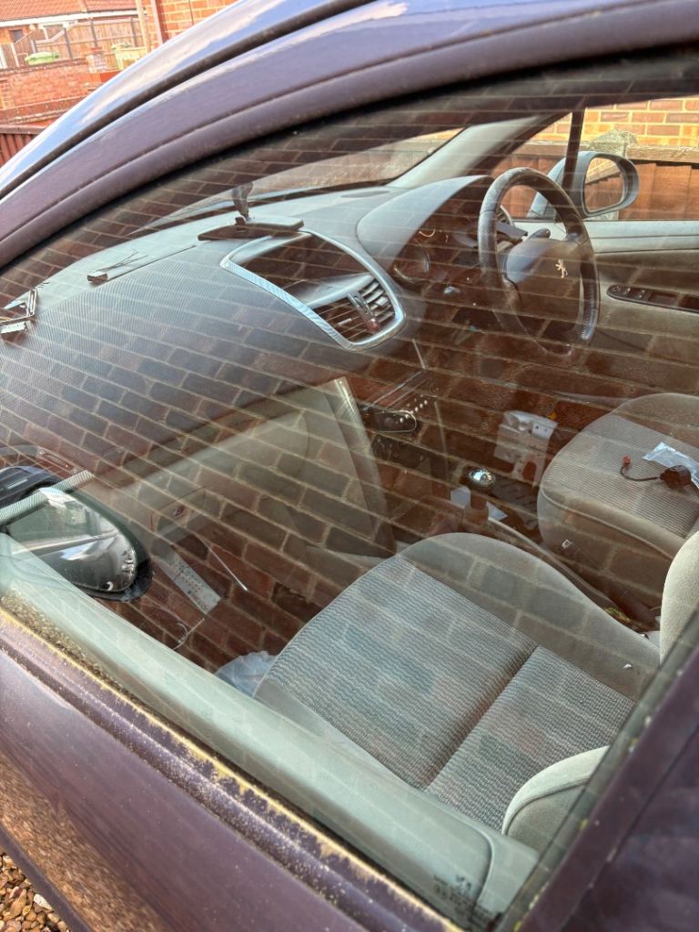 Spares or repair pug 207