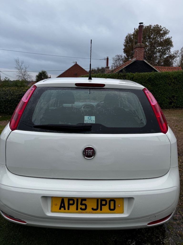 Fiat, PUNTO, Hatchback, 2015, Manual, 1242 (cc), 3 doors