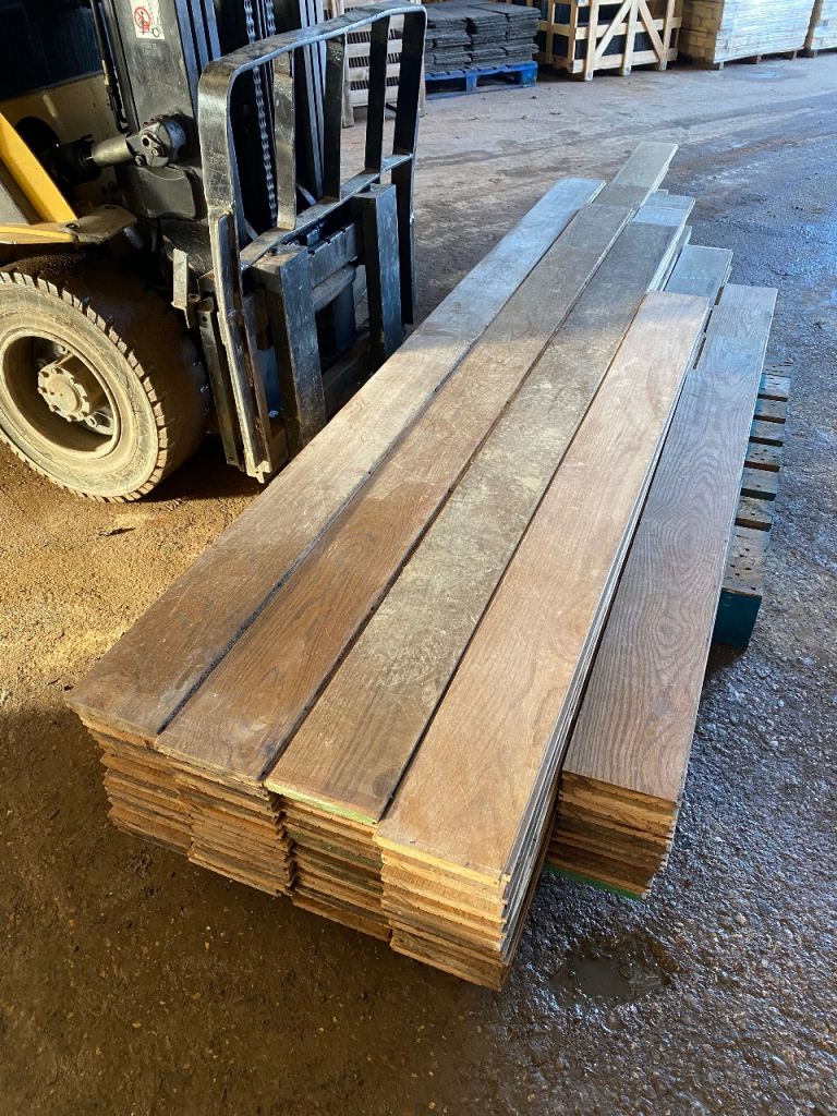 VICTORIAN SOLID OAK T&G FLOOR BOARDS.