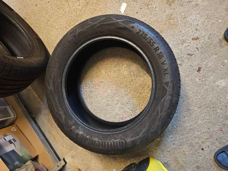2x 235 55 r18 Continental tyres