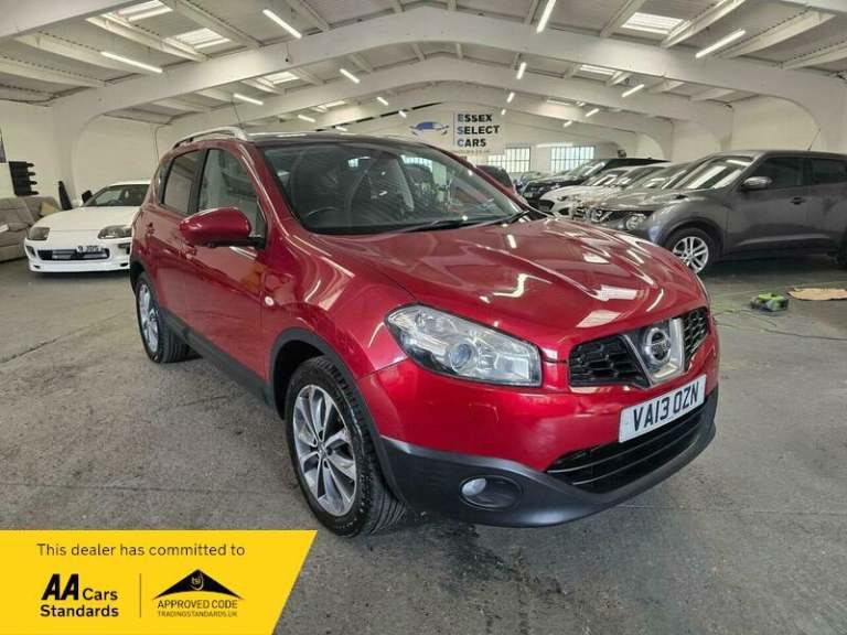 2013 Nissan Qashqai 2.0 dCi Tekna Auto 4WD Euro 5 5dr (AVM) HATCHBACK Diesel Automatic