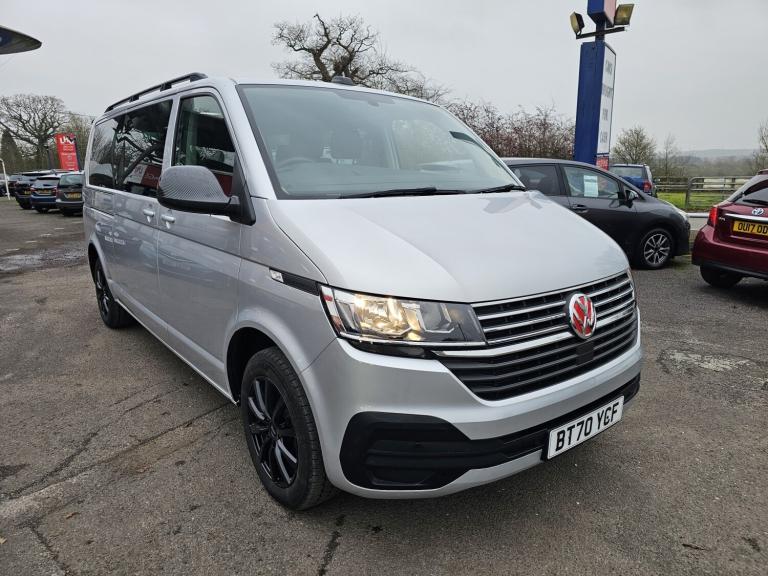 VOLKSWAGEN TRANSPORTER SHUTTLE 2.0 TDI SE 2020